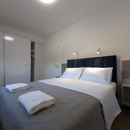 Apartments Okit Vodice Bagian luar foto