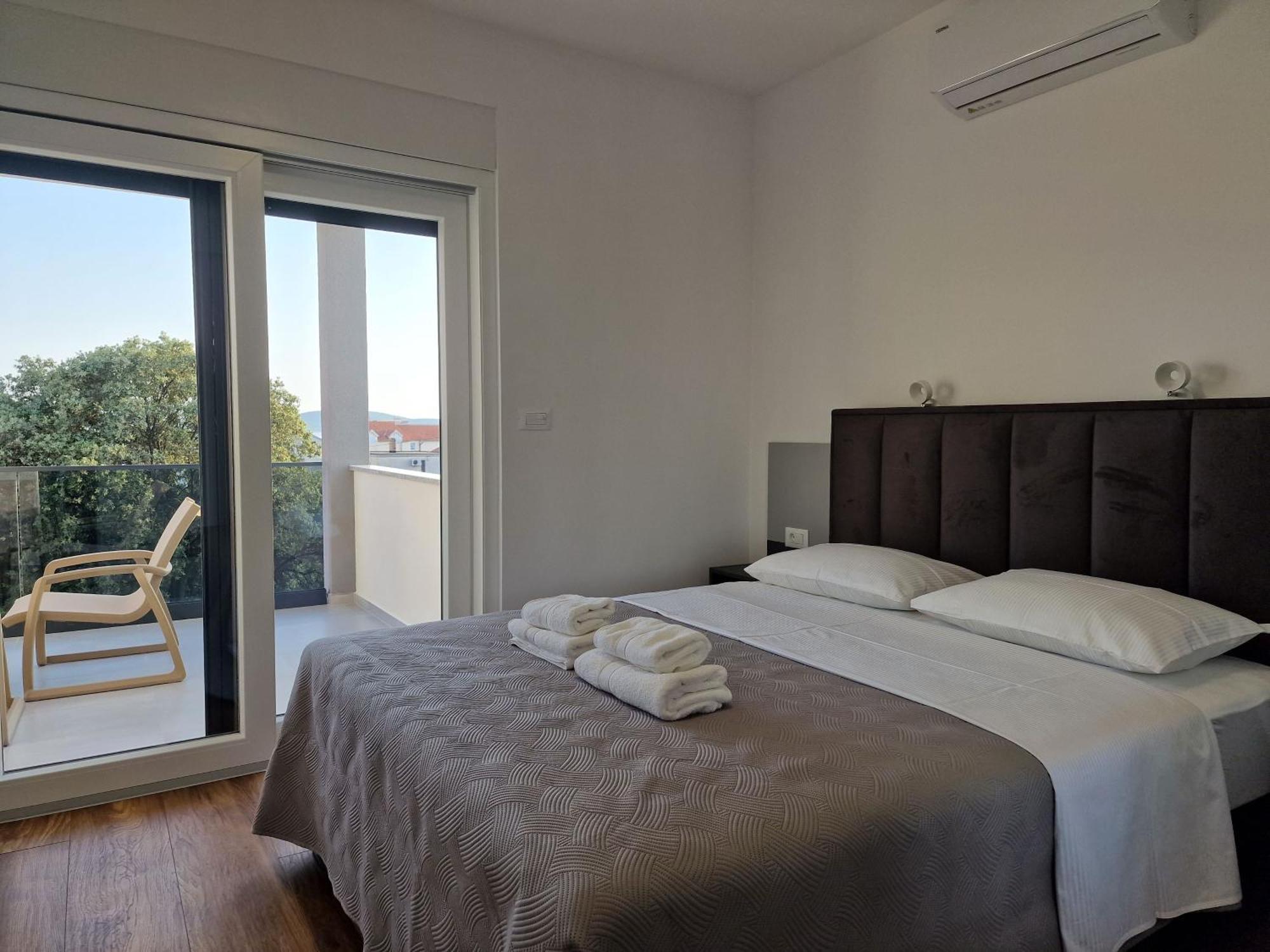 Apartments Okit Vodice Bagian luar foto