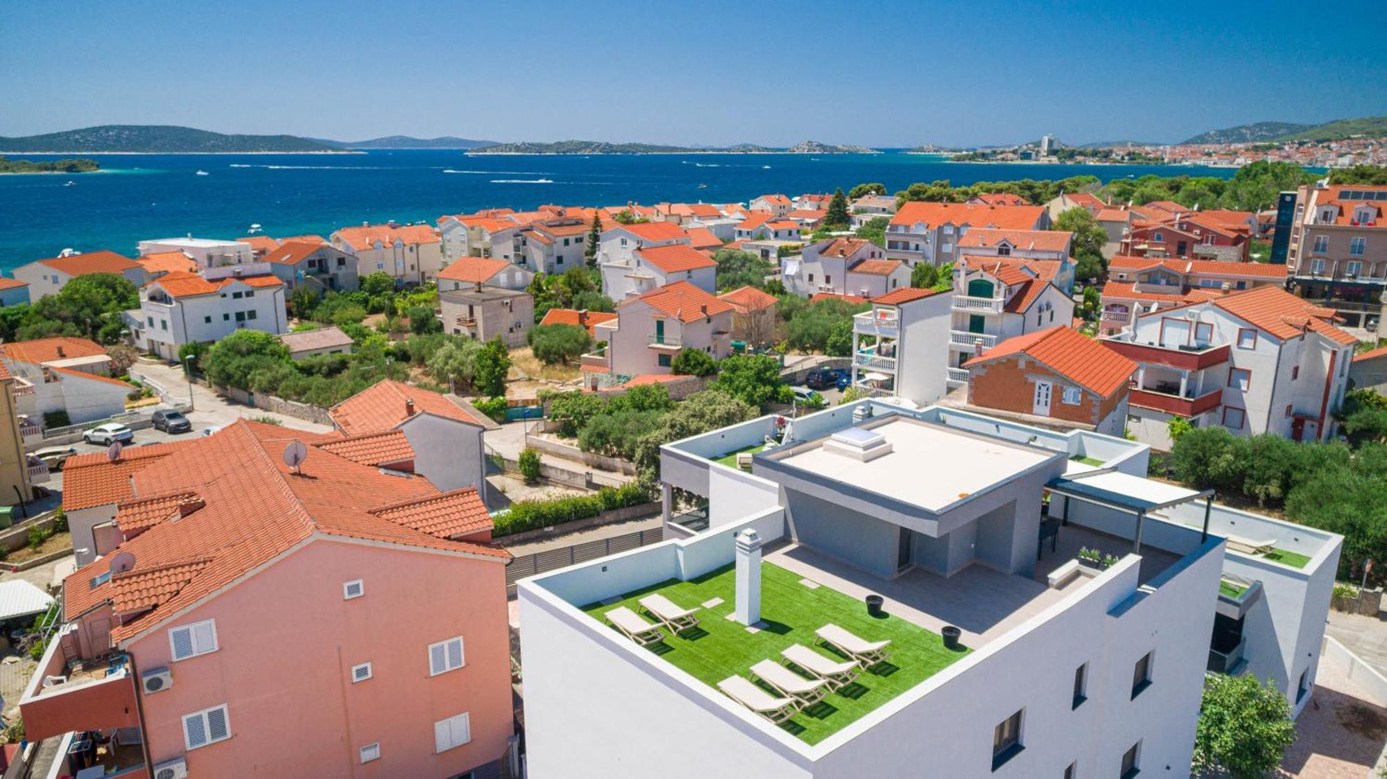 Apartments Okit Vodice Bagian luar foto