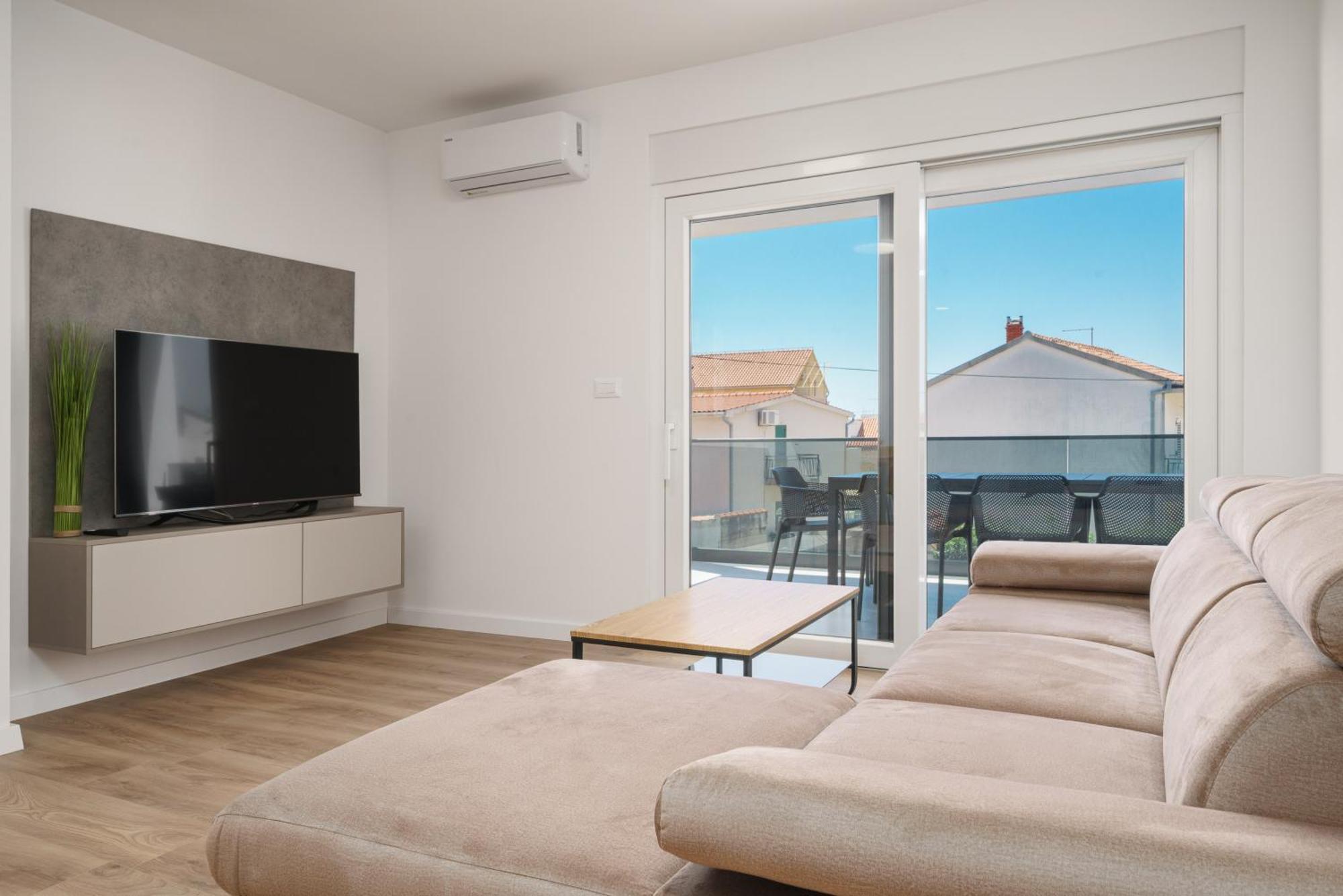 Apartments Okit Vodice Bagian luar foto