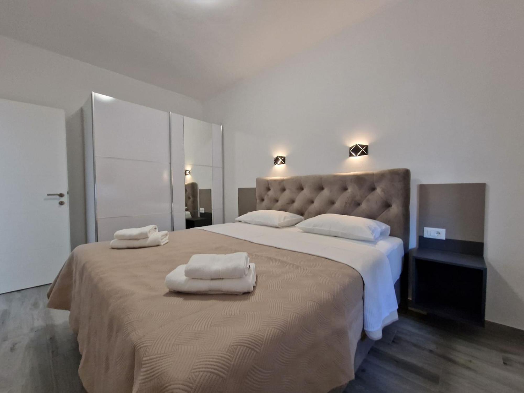 Apartments Okit Vodice Ruang foto